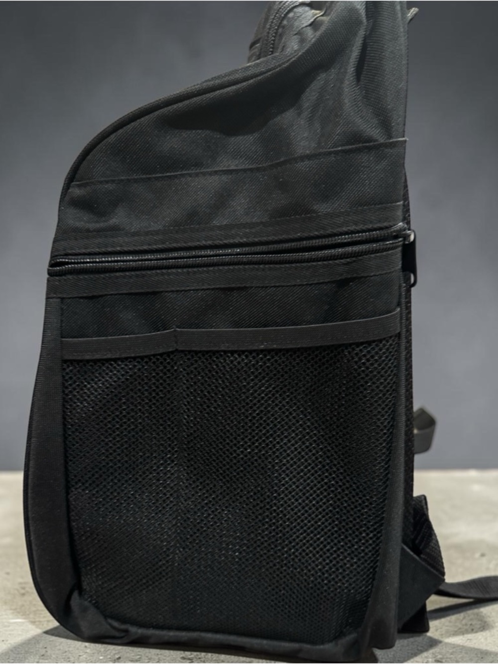 Men's Backpack — Durable Everyday Carry With Ball Holder - Picture 6 of 6
